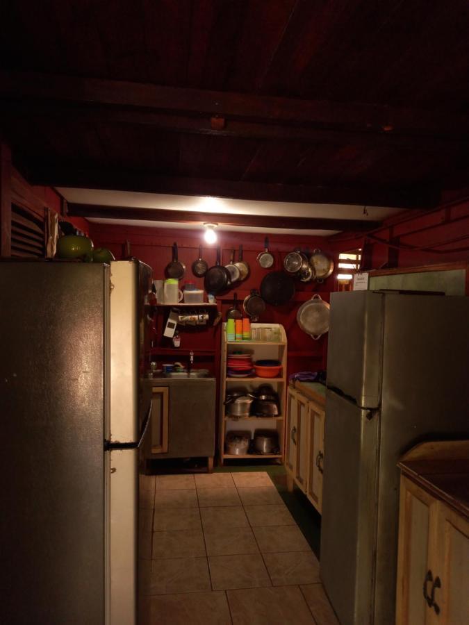 Cabinas Balcon Del Mar 토르투게로 외부 사진